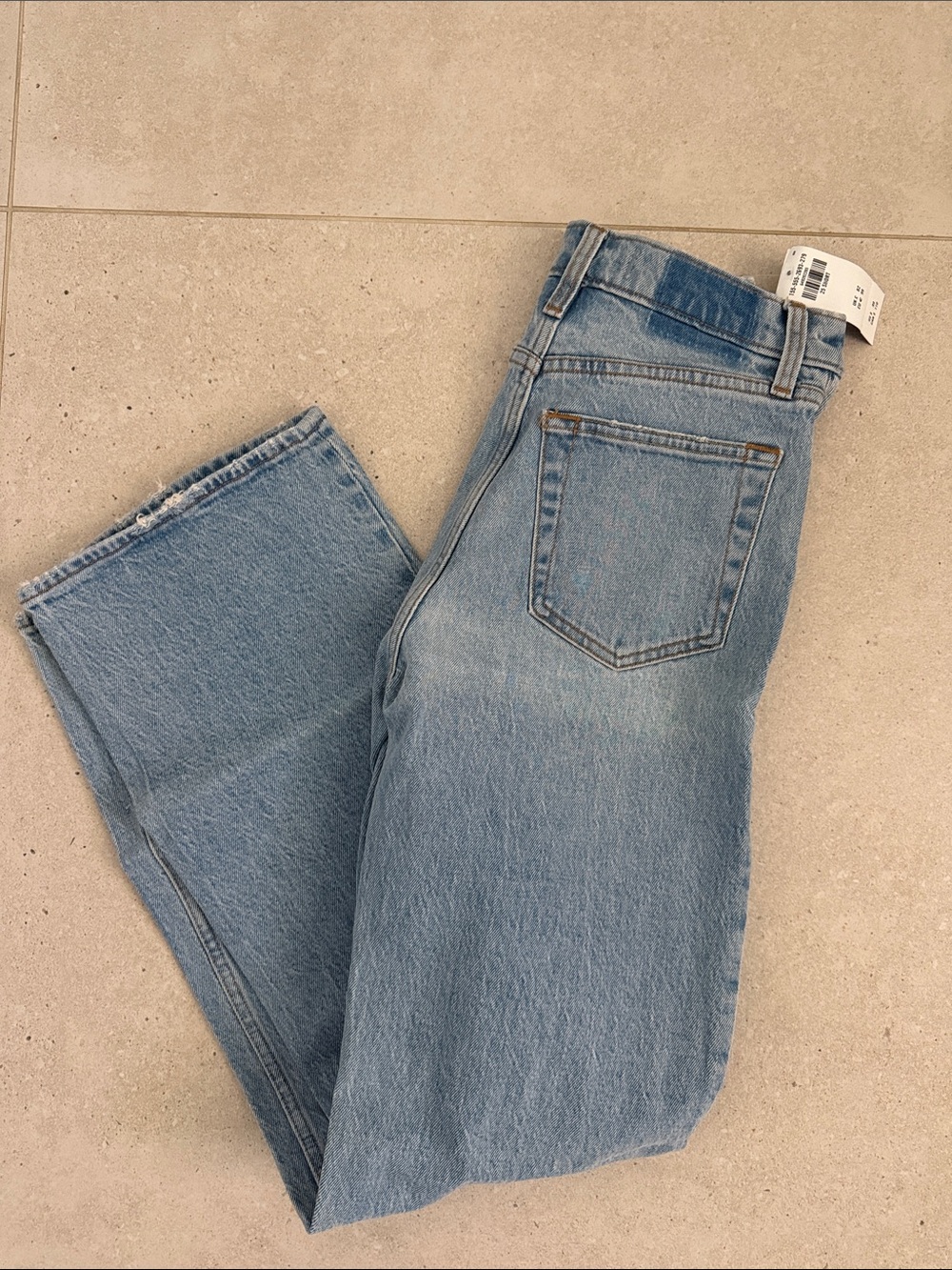 Abercrombie 90’s Relaxed Jean High Rise